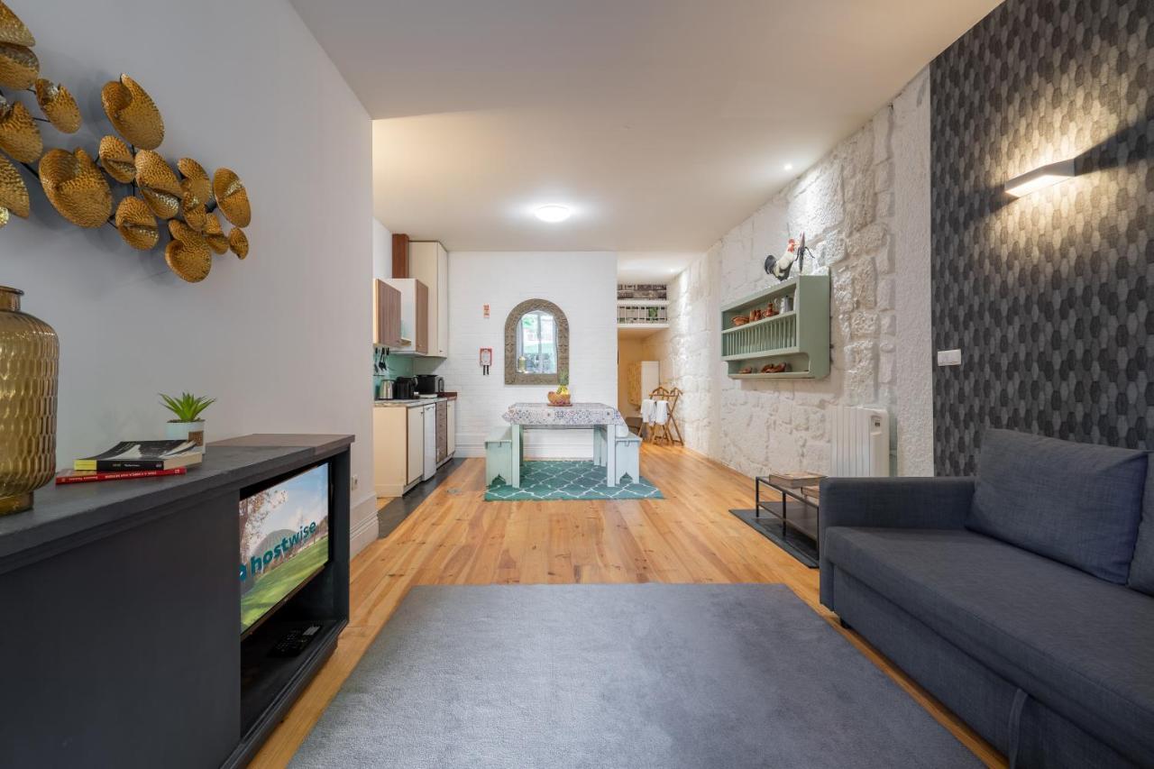Host Wise - Homely Noble Flats - Garden & Jacuzzi Porto Exterior foto