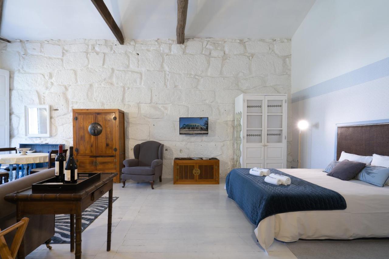 Host Wise - Homely Noble Flats - Garden & Jacuzzi Porto Exterior foto